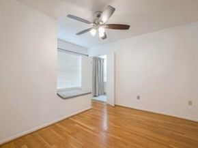 2113 Stanford Street, Houston TX 77006