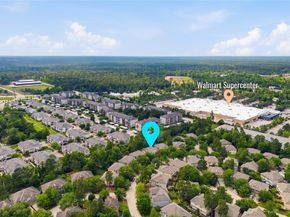 71 S Burberry Park Circle, The Woodlands TX 77382