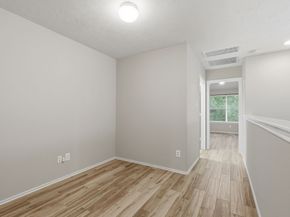71 S Burberry Park Circle, The Woodlands TX 77382