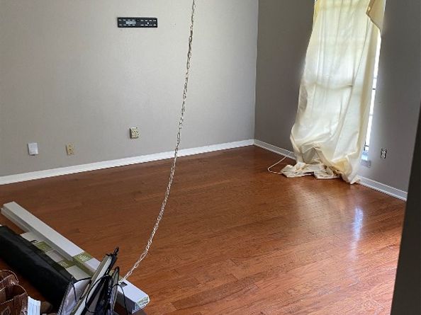 206 W Mitchell Road, Houston TX 77037