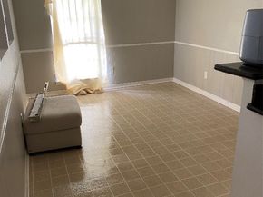 206 W Mitchell Road, Houston TX 77037