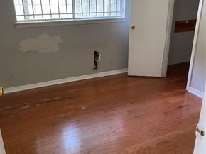 206 W Mitchell Road, Houston TX 77037
