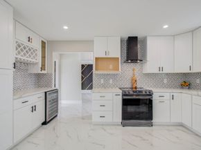 6335 Portal Drive, Houston TX 77096