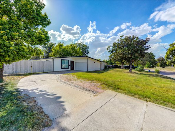 8403 Blankenship Drive, Houston TX 77080
