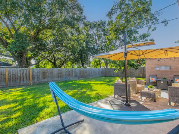 7527 Jason Street, Houston TX 77074