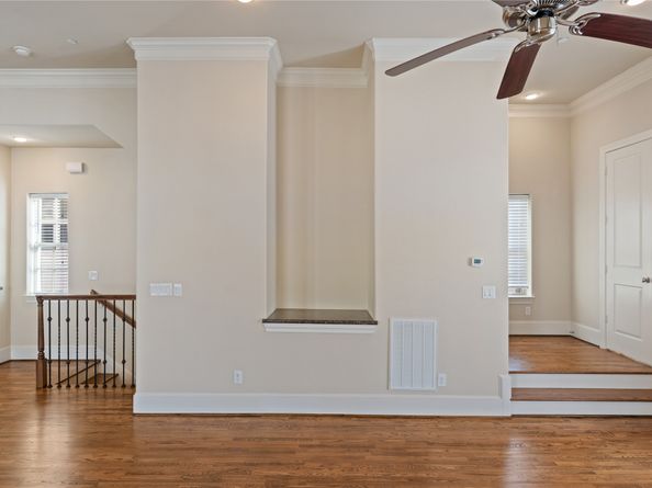 2056 Fannin Station N, Houston TX 77045