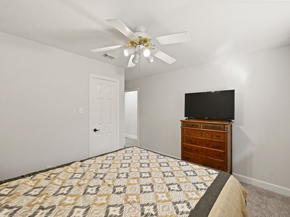 3106 Falling Brook Drive, Kingwood TX 77345