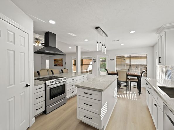 3106 Falling Brook Drive, Kingwood TX 77345