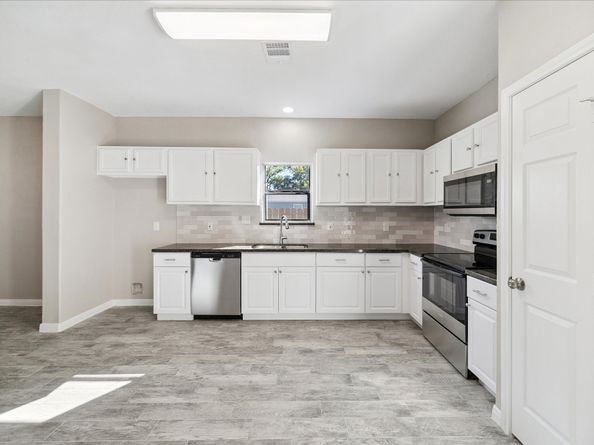 6921 Bacher Street, Houston TX 77028