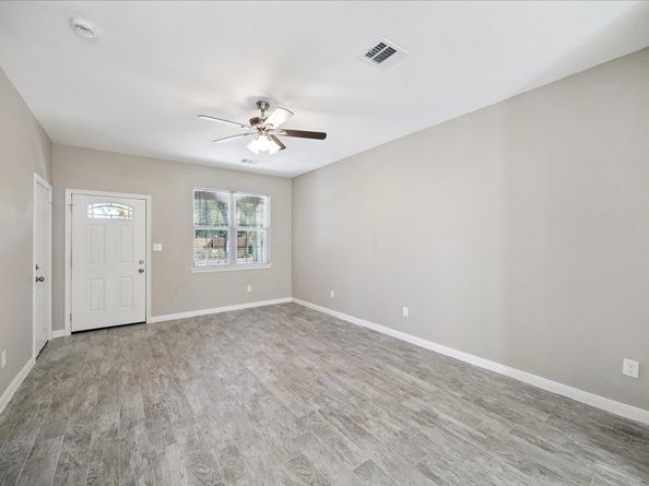 6921 Bacher Street, Houston TX 77028