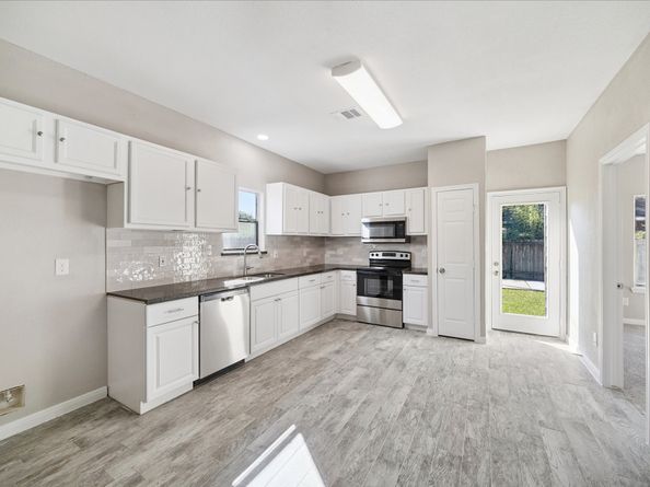 6921 Bacher Street, Houston TX 77028