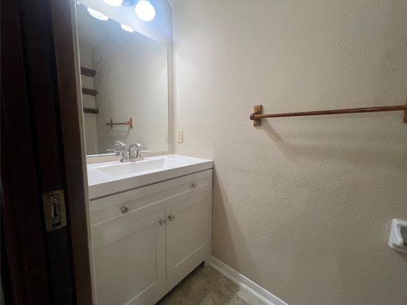 6922 Addicks Clodine Road, Houston TX 77083