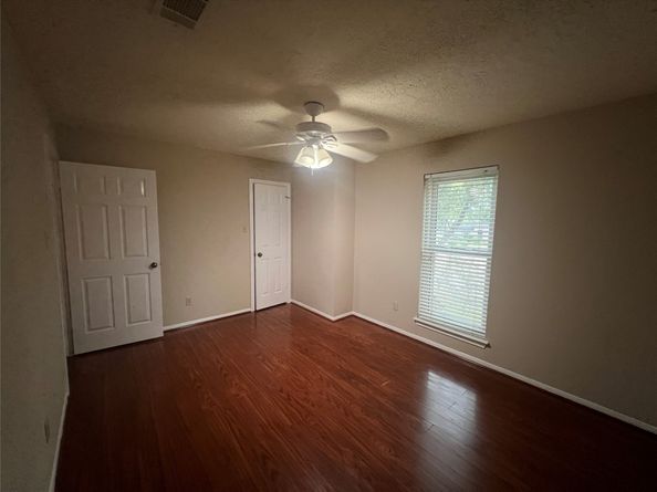 6922 Addicks Clodine Road, Houston TX 77083