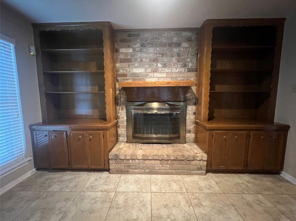 6922 Addicks Clodine Road, Houston TX 77083