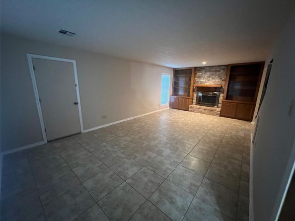 6922 Addicks Clodine Road, Houston TX 77083