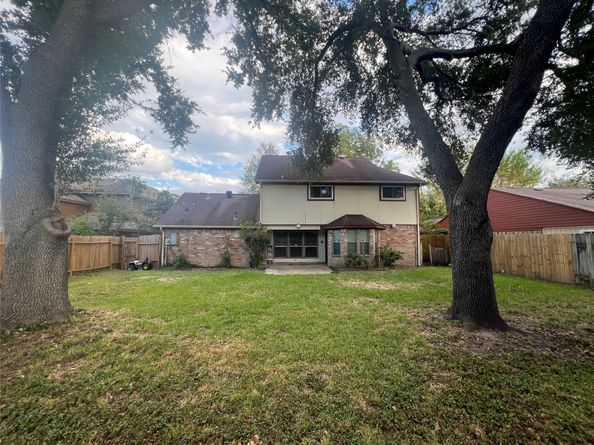 6922 Addicks Clodine Road, Houston TX 77083