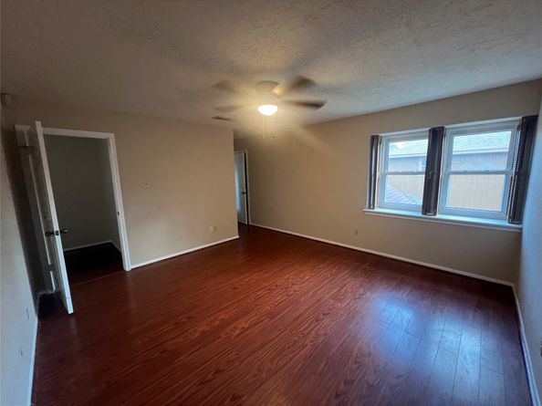 6922 Addicks Clodine Road, Houston TX 77083