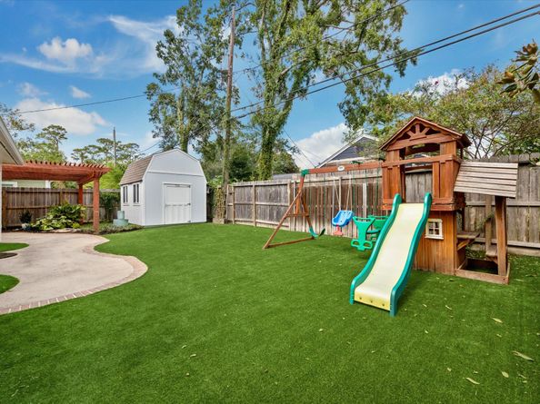 1018 Lamonte Lane, Houston TX 77018