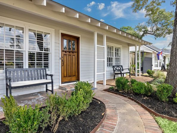 1018 Lamonte Lane, Houston TX 77018