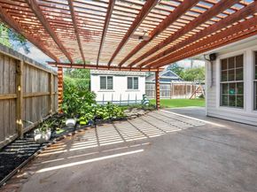 1018 Lamonte Lane, Houston TX 77018