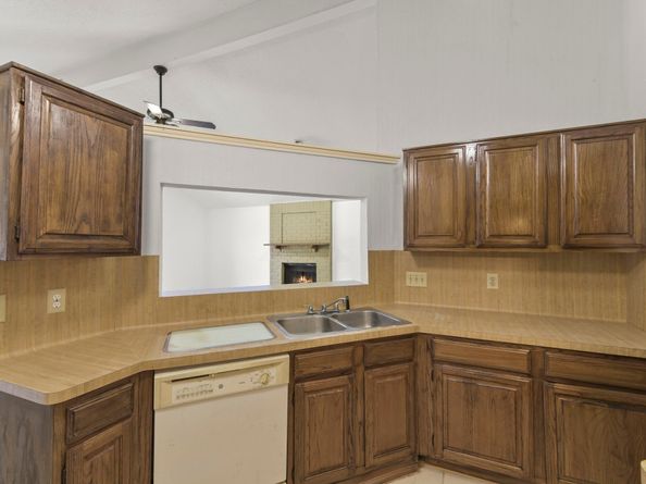 15510 Wildwood Glen Drive, Houston TX 77083