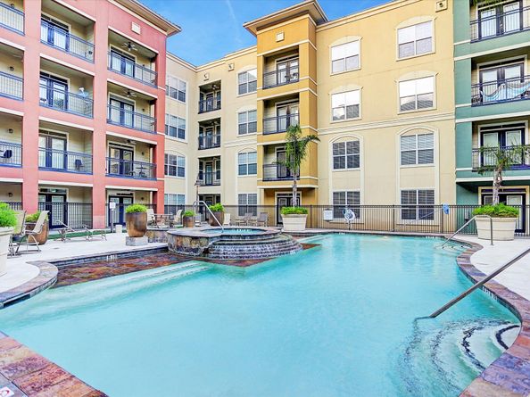 1711 Old Spanish Trail 440, Houston TX 77054