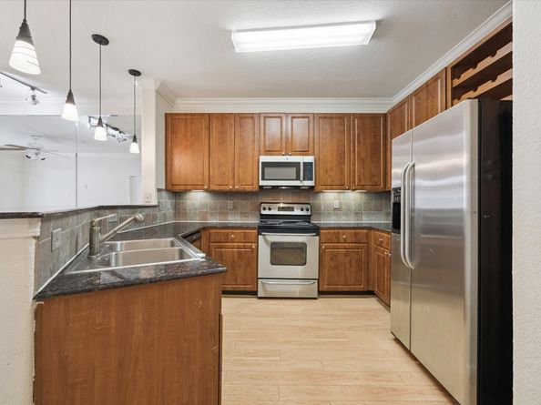 1711 Old Spanish Trail 440, Houston TX 77054