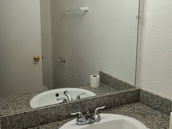 5625 Antoine Drive 1607, Houston TX 77091