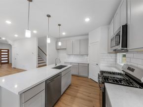 1220 E 33rd Street, Houston TX 77022