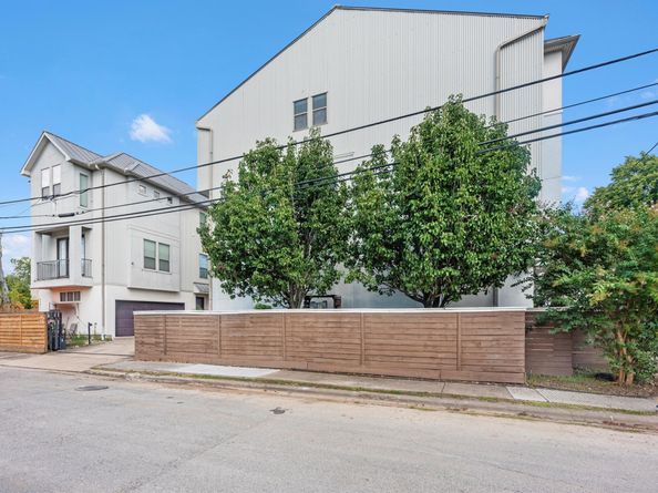 3421 Gillespie Street, Houston TX 77020