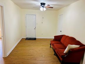 5806 Beldart Street, Houston TX 77033