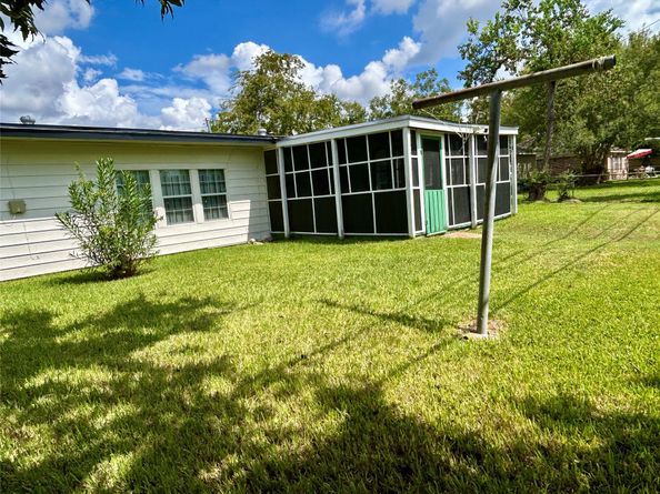 5806 Beldart Street, Houston TX 77033