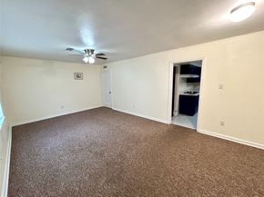 5806 Beldart Street, Houston TX 77033