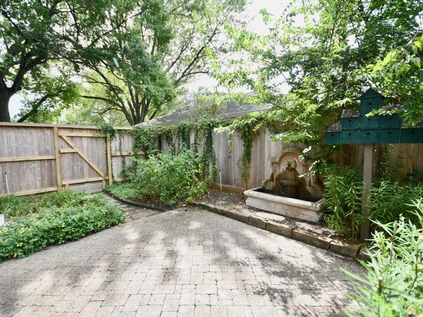 4702 Kingfisher Drive, Houston TX 77035