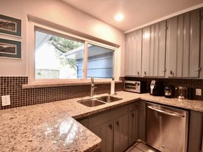 4702 Kingfisher Drive, Houston TX 77035