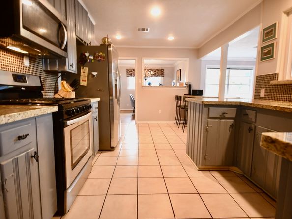 4702 Kingfisher Drive, Houston TX 77035