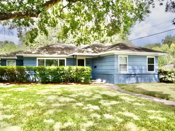 4702 Kingfisher Drive