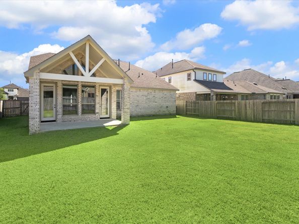 18956 Rosewood Terrace Drive, New Caney TX 77357