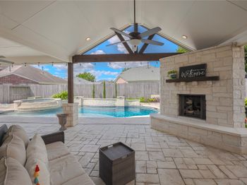 14423 Cabot Lodge Lane