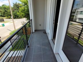 2805 Tierwester Street, Houston TX 77004