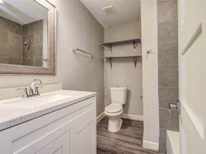 3060 Noble Street, Houston TX 77026