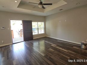 3060 Noble Street, Houston TX 77026