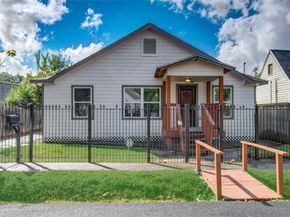 3060 Noble Street, Houston TX 77026