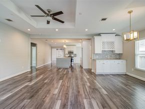 3060 Noble Street, Houston TX 77026