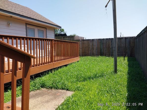 3060 Noble Street, Houston TX 77026