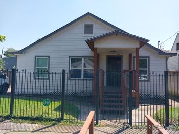 3060 Noble Street