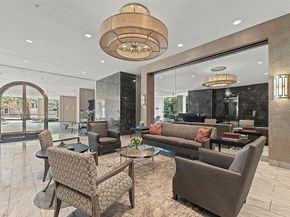 5000 Montrose Boulevard 16B, Houston TX 77006