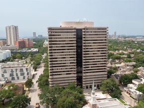 5000 Montrose Boulevard 16B, Houston TX 77006