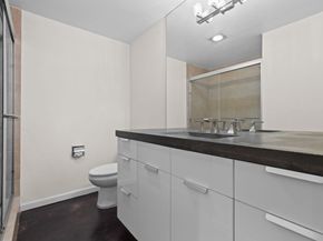 5000 Montrose Boulevard 16B, Houston TX 77006