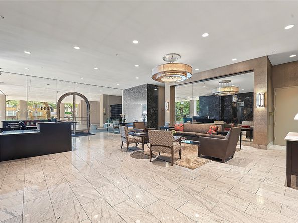 5000 Montrose Boulevard 16B, Houston TX 77006